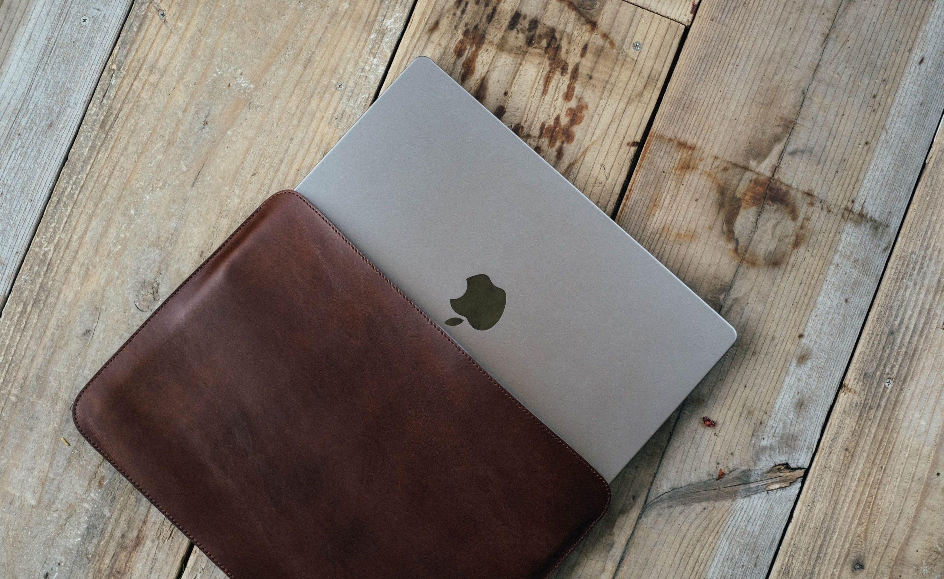 Leather MacBook Case【14インチ】