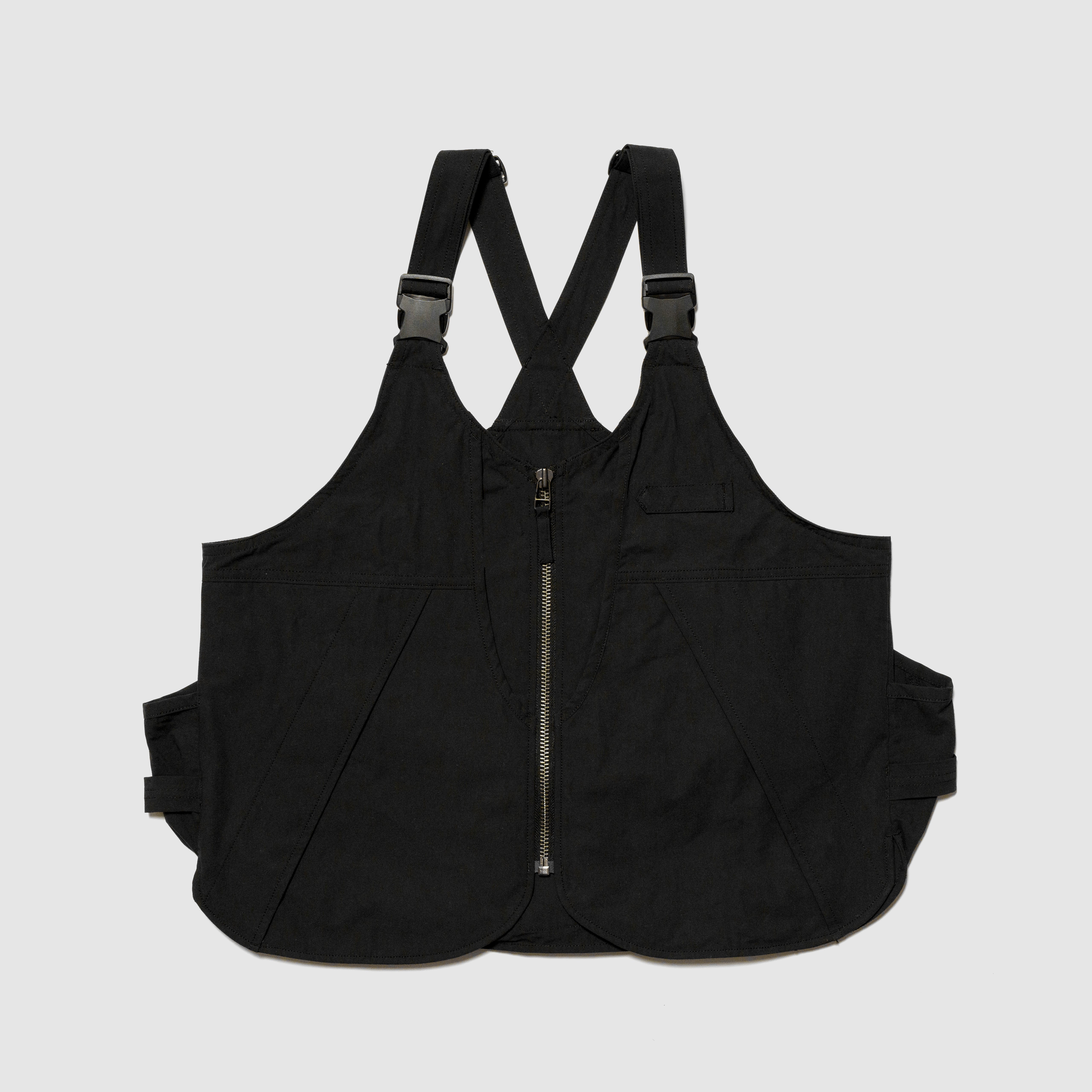 カメラバッグ不要の大容量ベスト「究極のカメラマンベスト」