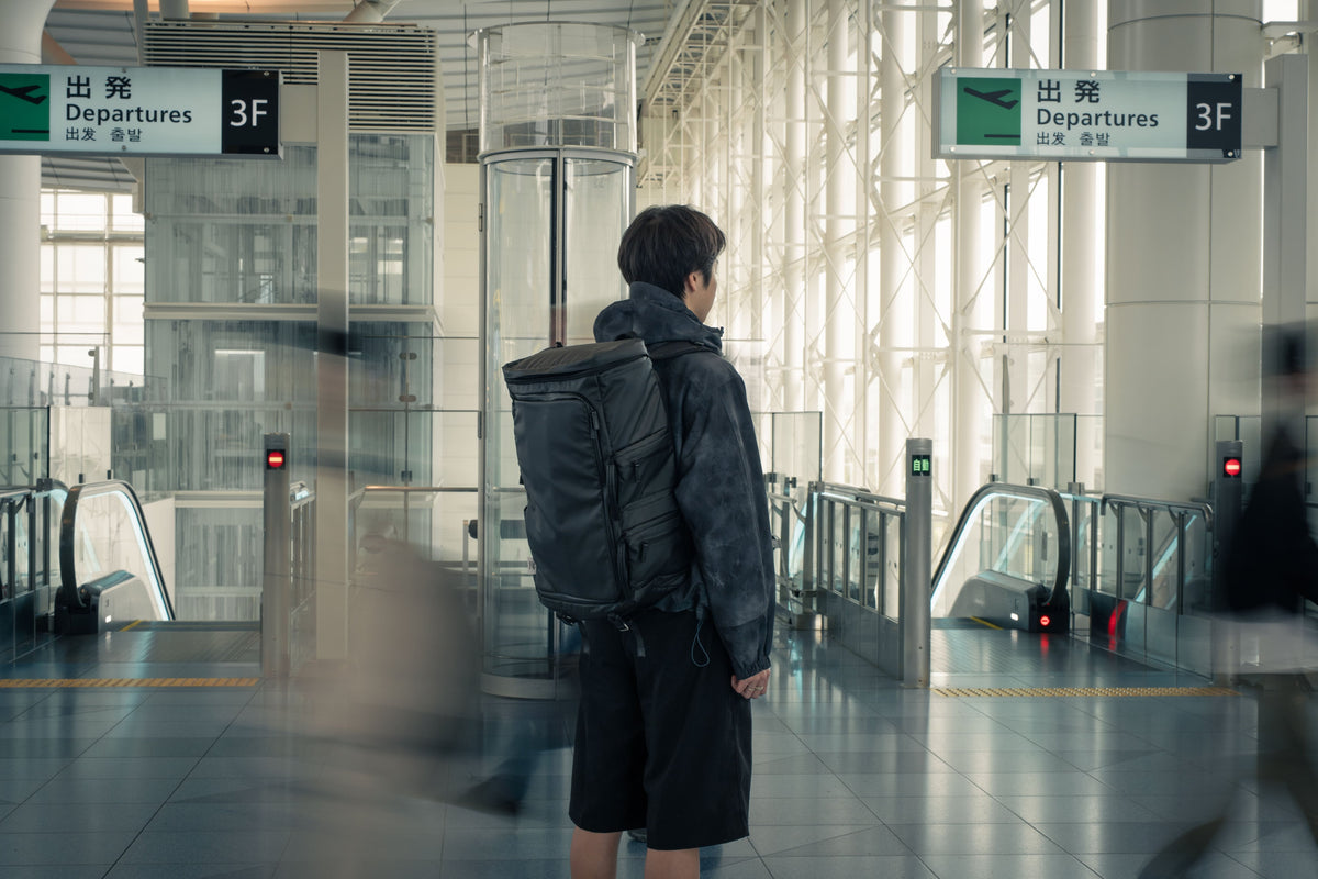 どこへ行くにもこれ一つ。大容量3階建てバックパック「FLOORPACK Cargo」