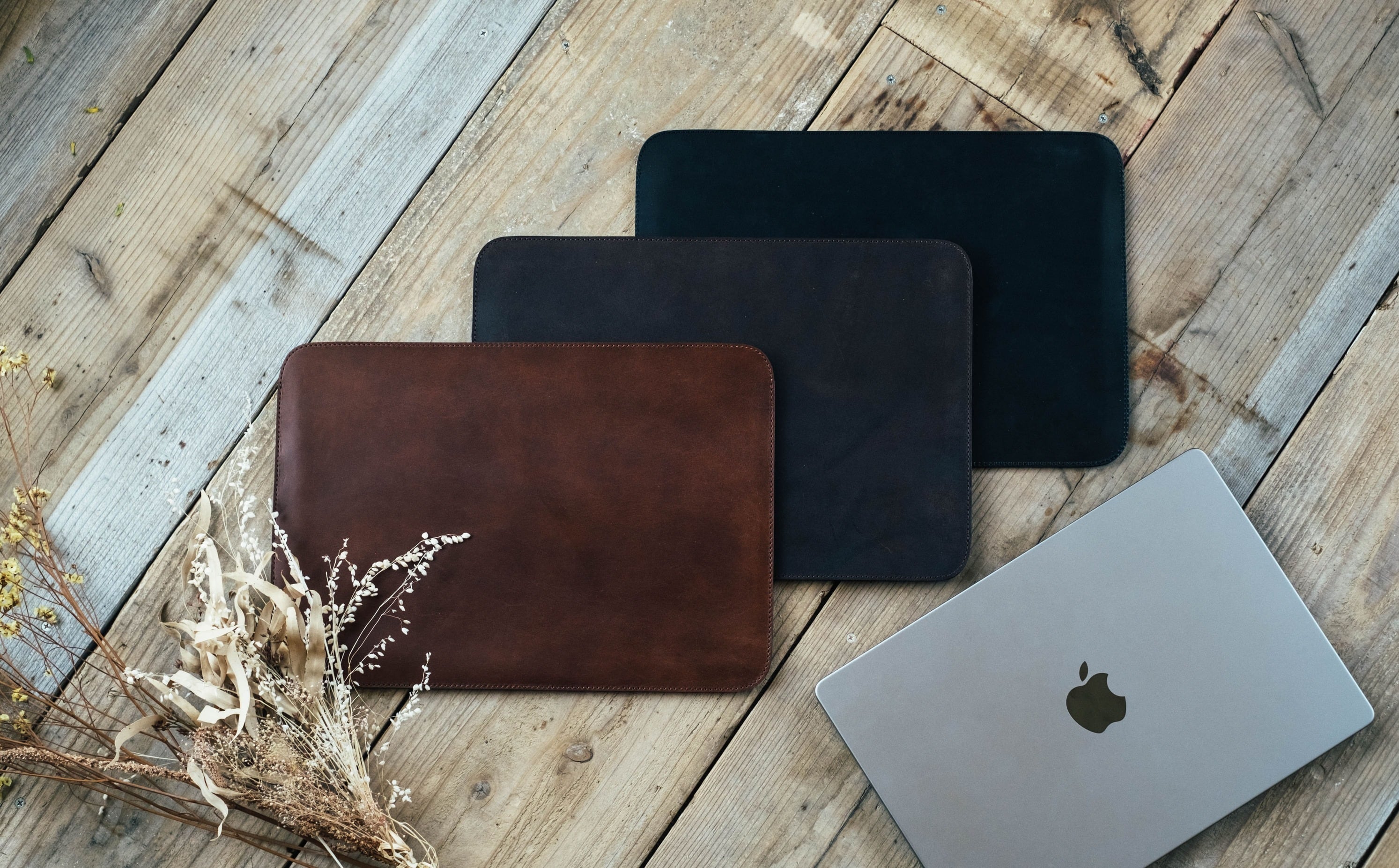 Leather MacBook Case【14インチ】