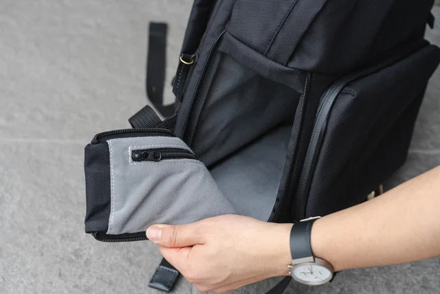 オンオフ使える2階建て構造バックパック「FLOORPACK Flex」